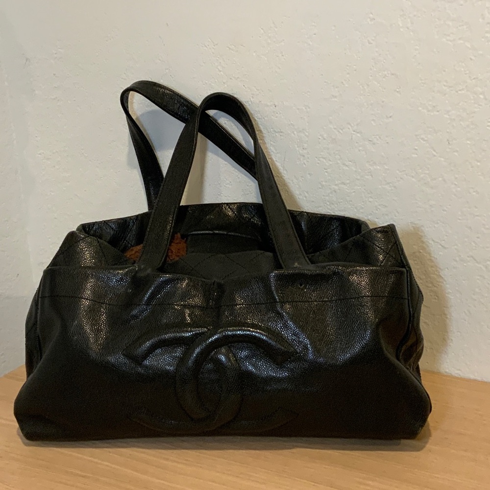 CHANEL caviar Leather Tote